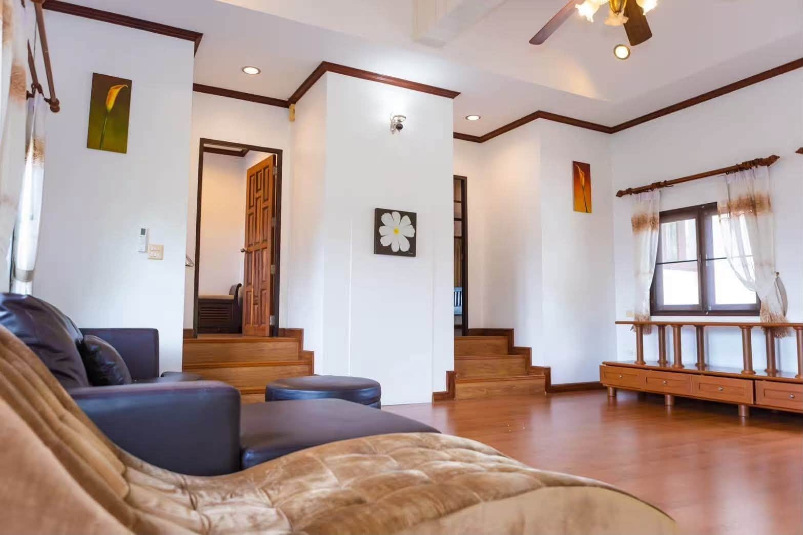 Spacious Two-Storey House — Chalong 8