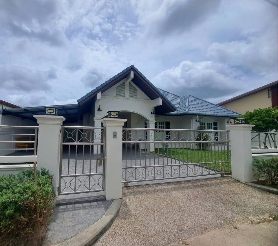 Detached House near Central Festival — Wichit
