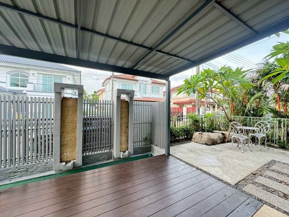 Four-Bedroom Family House in a Gated Estate — Chalong 14