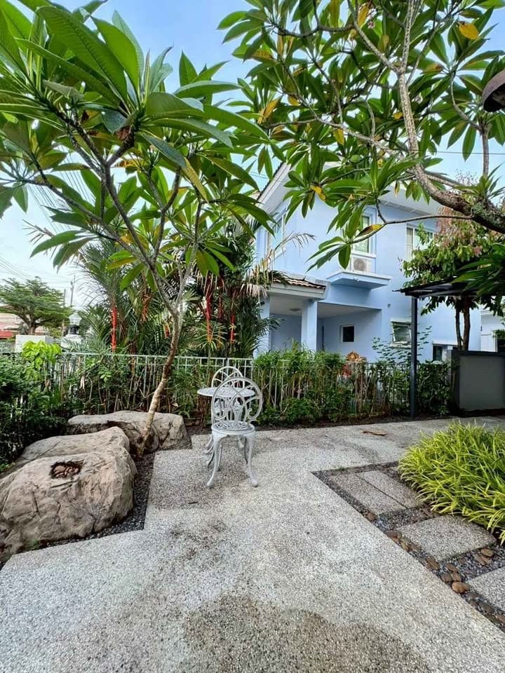 Four-Bedroom Family House in a Gated Estate — Chalong 3