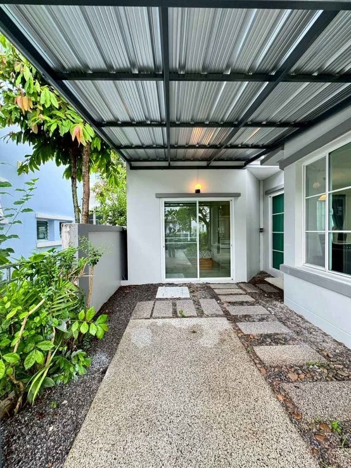 Four-Bedroom Family House in a Gated Estate — Chalong 5