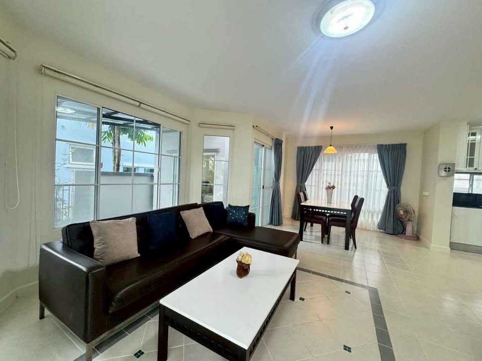 Four-Bedroom Family House in a Gated Estate — Chalong 7