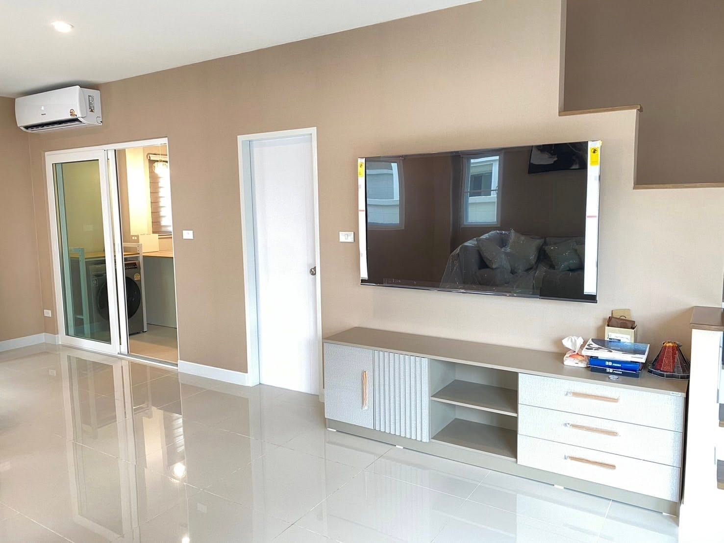 Brand New House in a Family Estate — Chalong 11