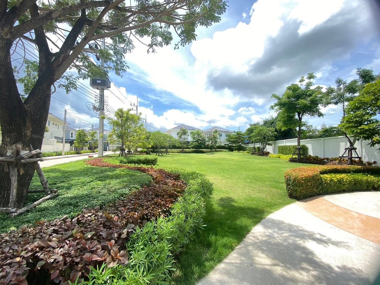 Brand New House in a Family Estate — Chalong 6