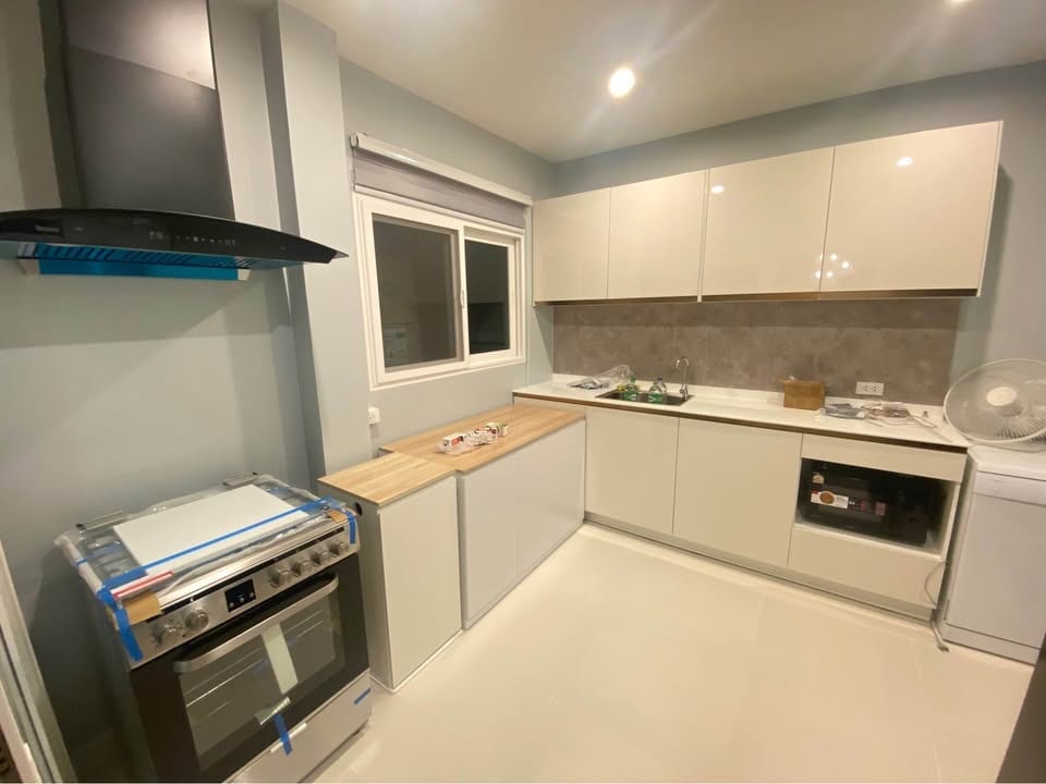 Brand New House in a Family Estate — Chalong 9
