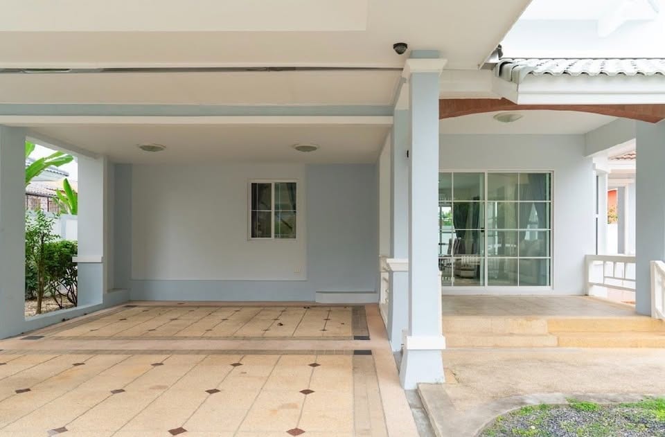 Family House with Maid's Room — Land & Houses, Chalong 10