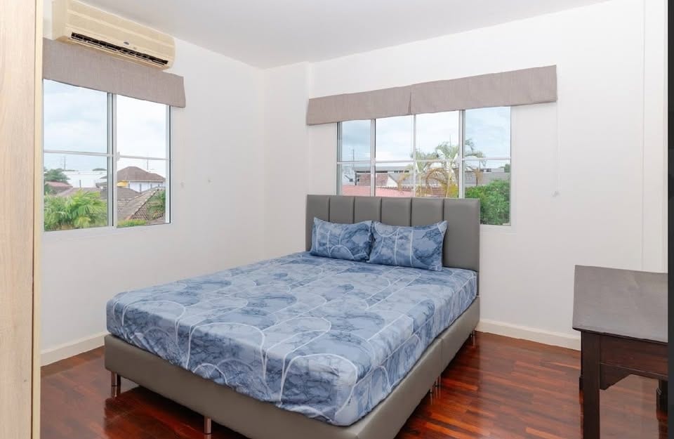 Family House with Maid's Room — Land & Houses, Chalong 13