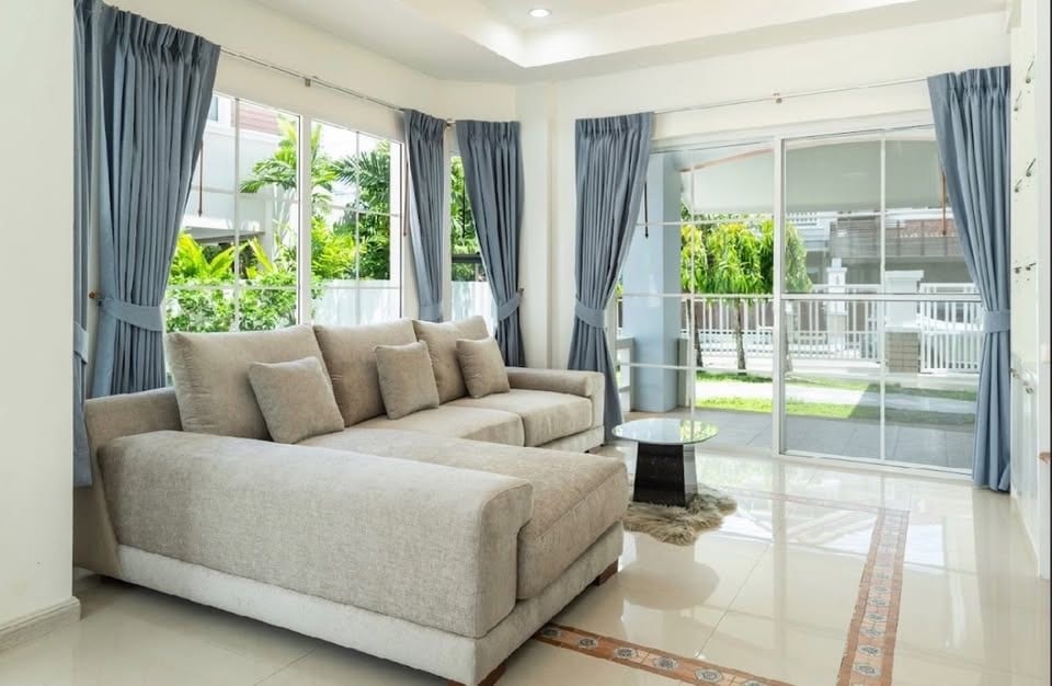 Family House with Maid's Room — Land & Houses, Chalong 15