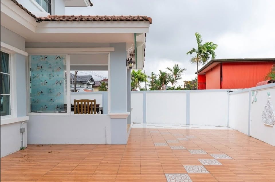 Family House with Maid's Room — Land & Houses, Chalong 8