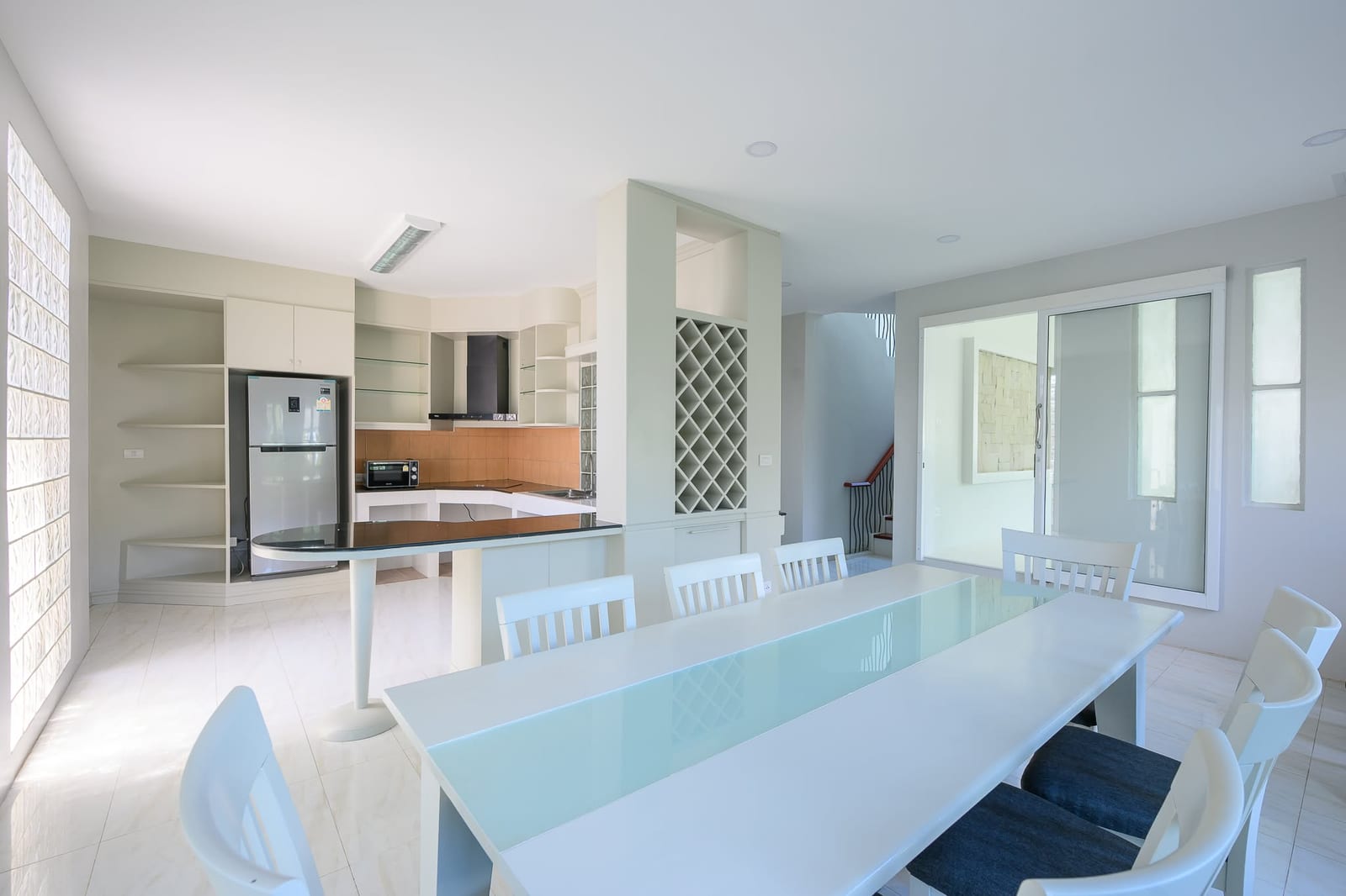Four-Bedroom House with Roof Terrace — Chalong 10