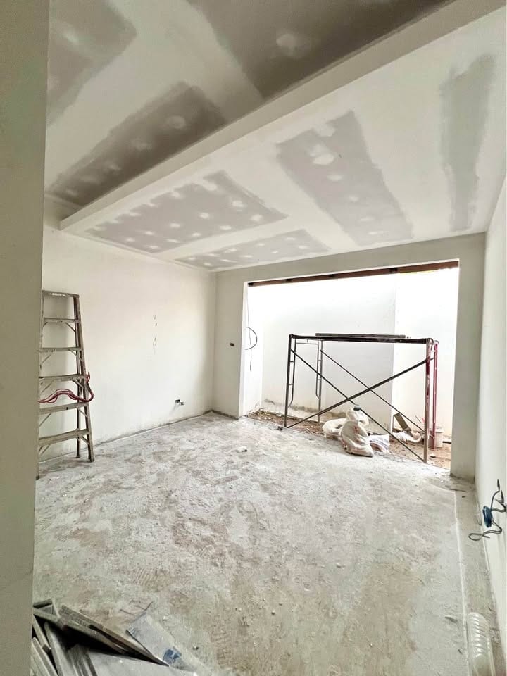 New Three-Bedroom House with Two-Car Carport — Manee Kram, Chalong 14