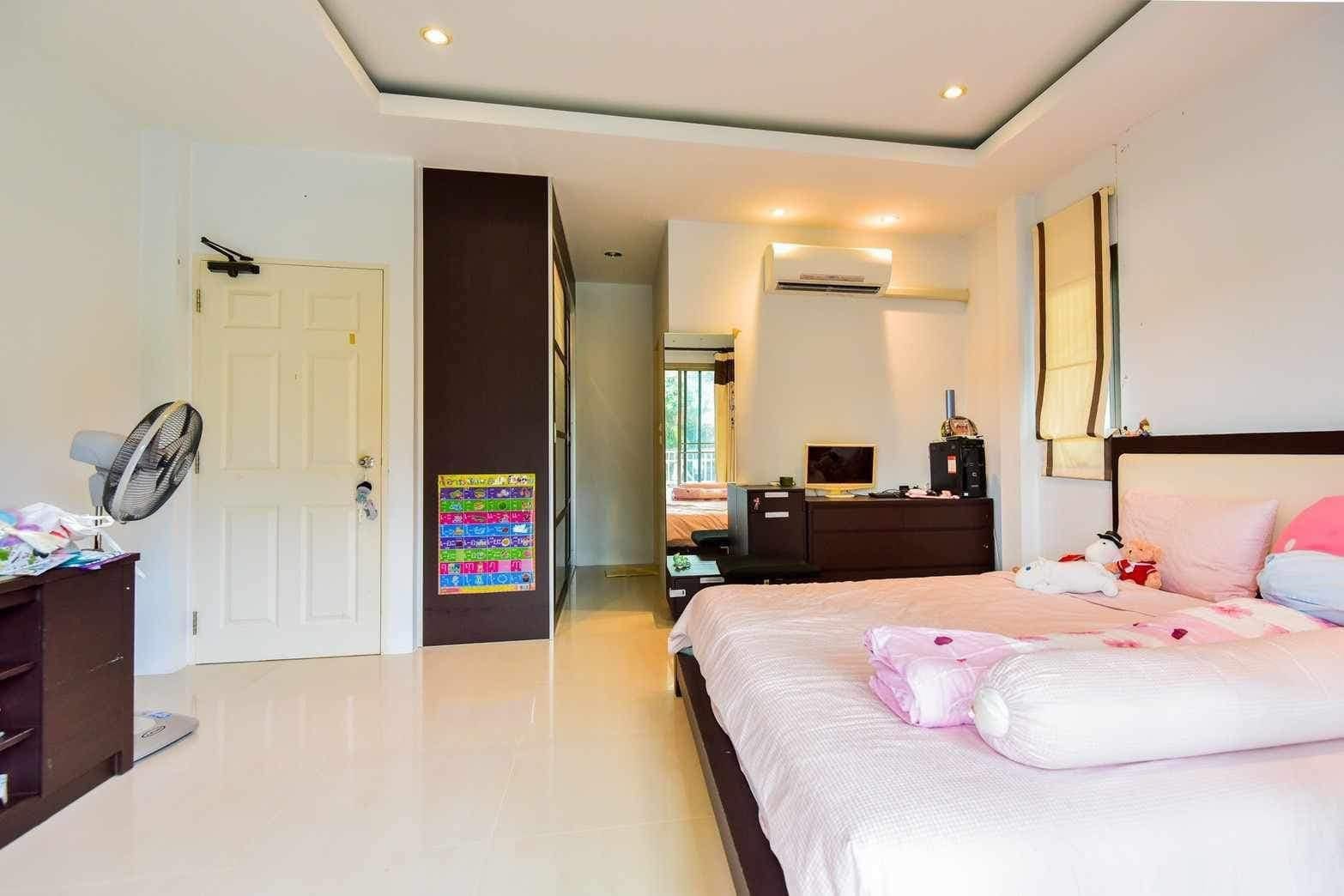 Family House for Sale — Land & Houses Chalong 15