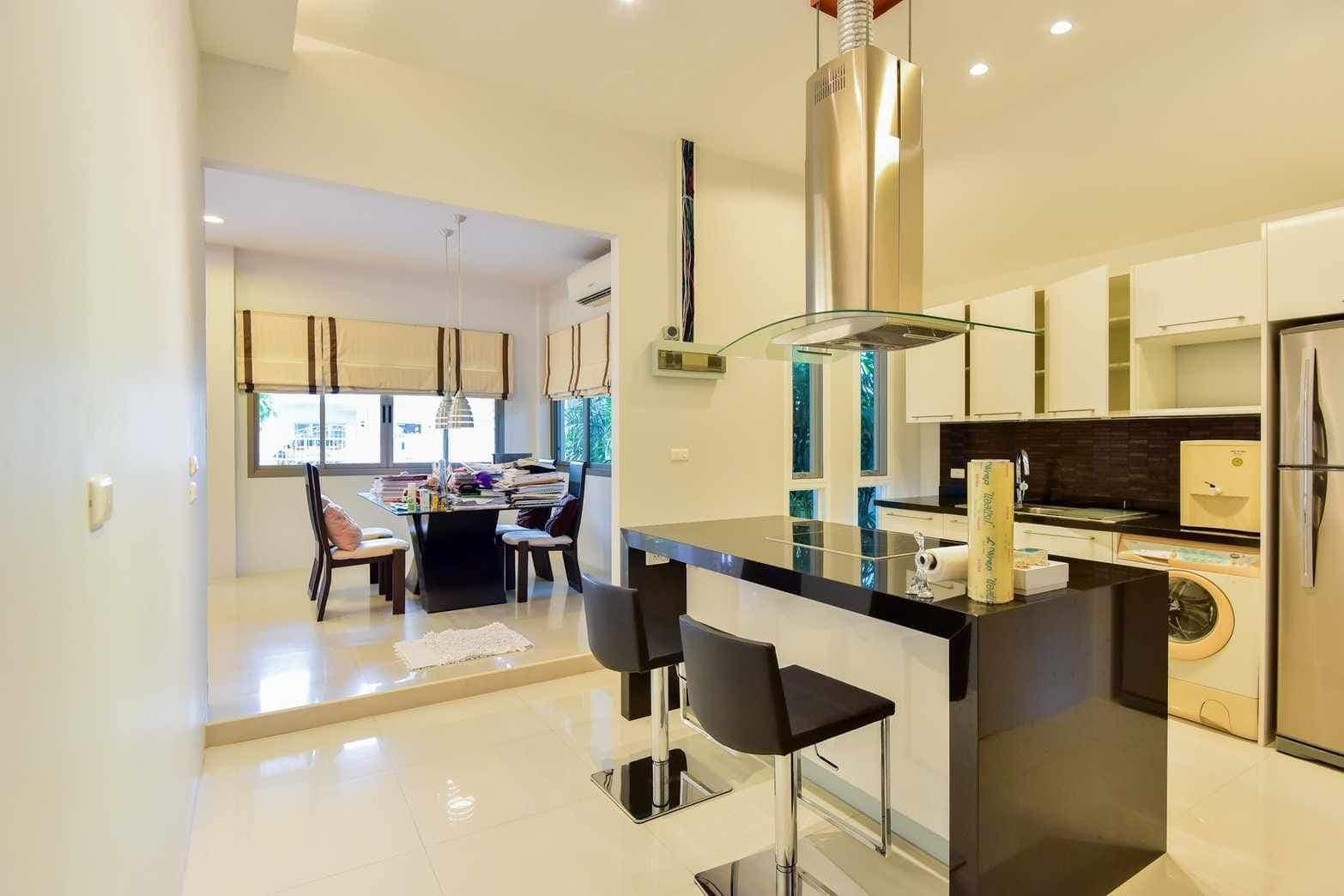 Family House for Sale — Land & Houses Chalong 2