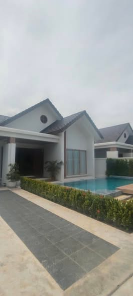 Brand-New Three-Bedroom Pool Villa for Rent — Chalong