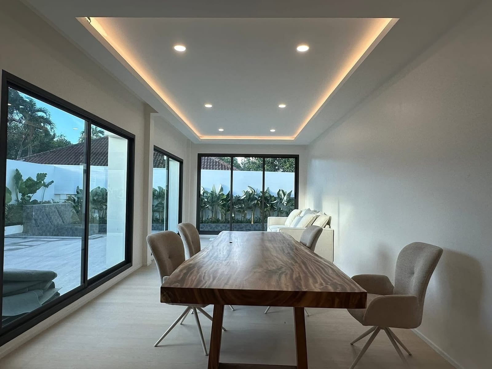 Four-Bedroom Pool Villa — Phuket Villa 2, Wichit 10