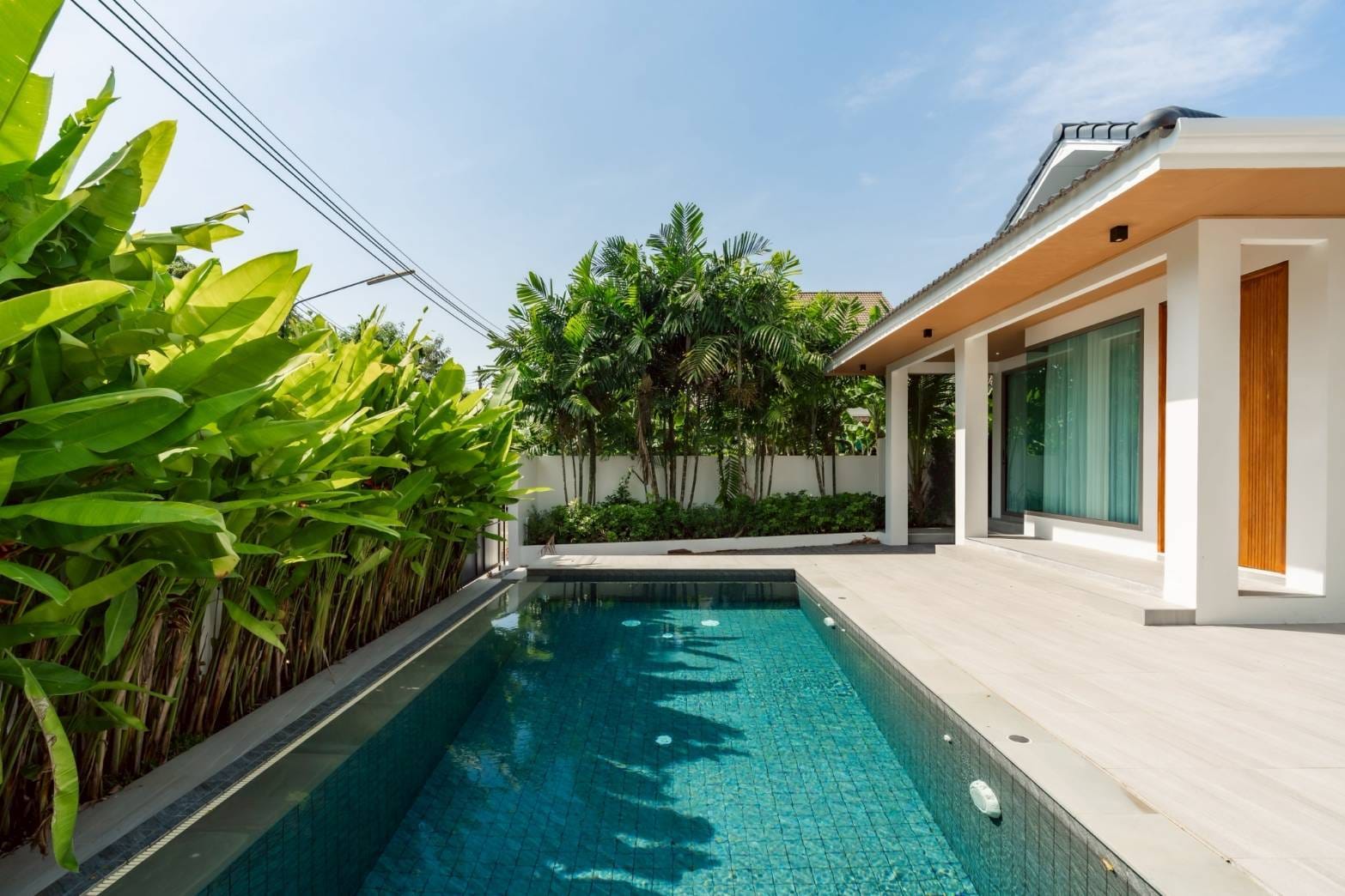 Single-Storey Private Pool Villa in Maneekram, Chalong 12