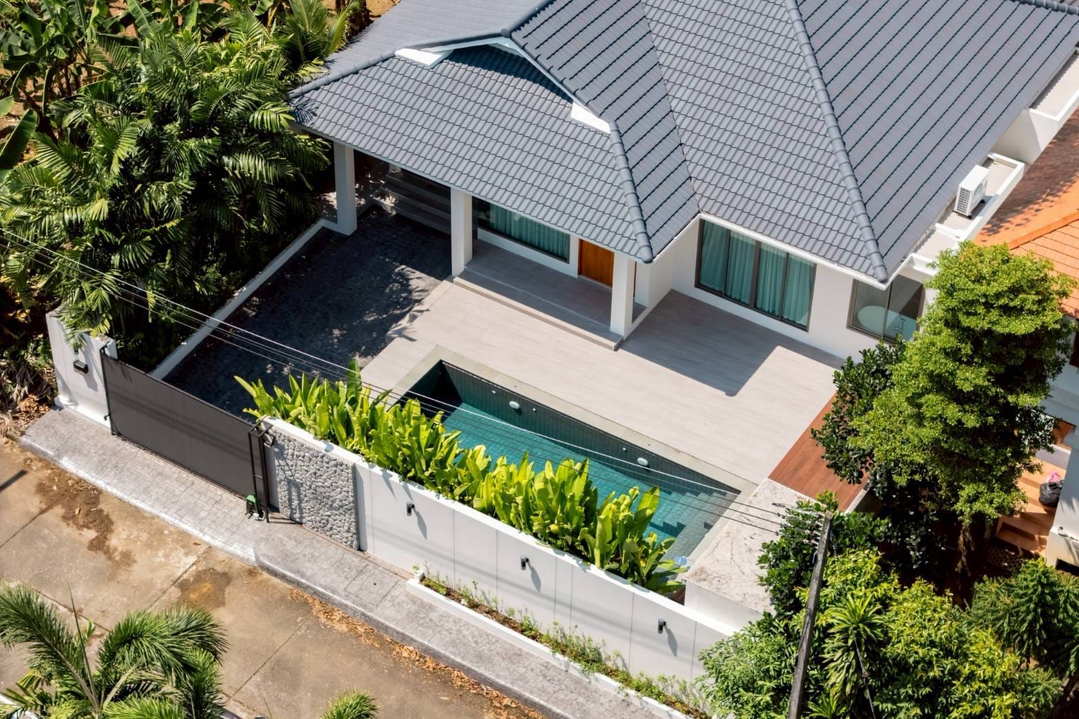 Single-Storey Private Pool Villa in Maneekram, Chalong 2