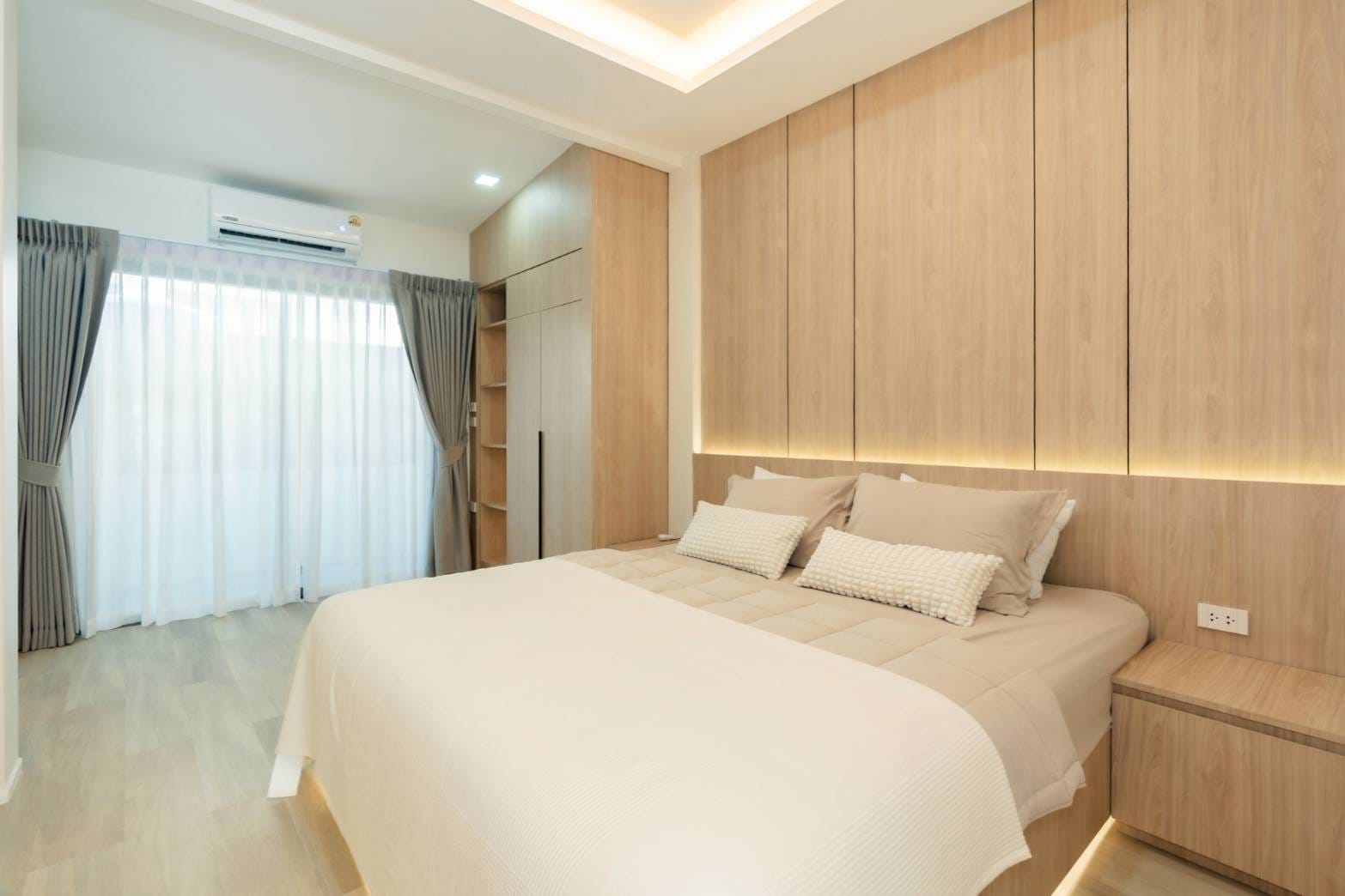 Single-Storey Private Pool Villa in Maneekram, Chalong 24