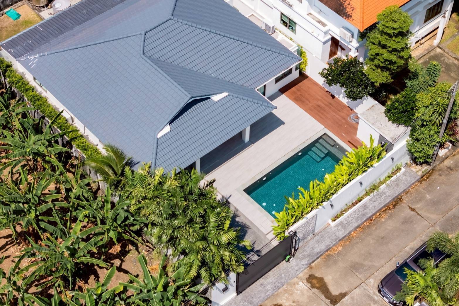 Single-Storey Private Pool Villa in Maneekram, Chalong 3