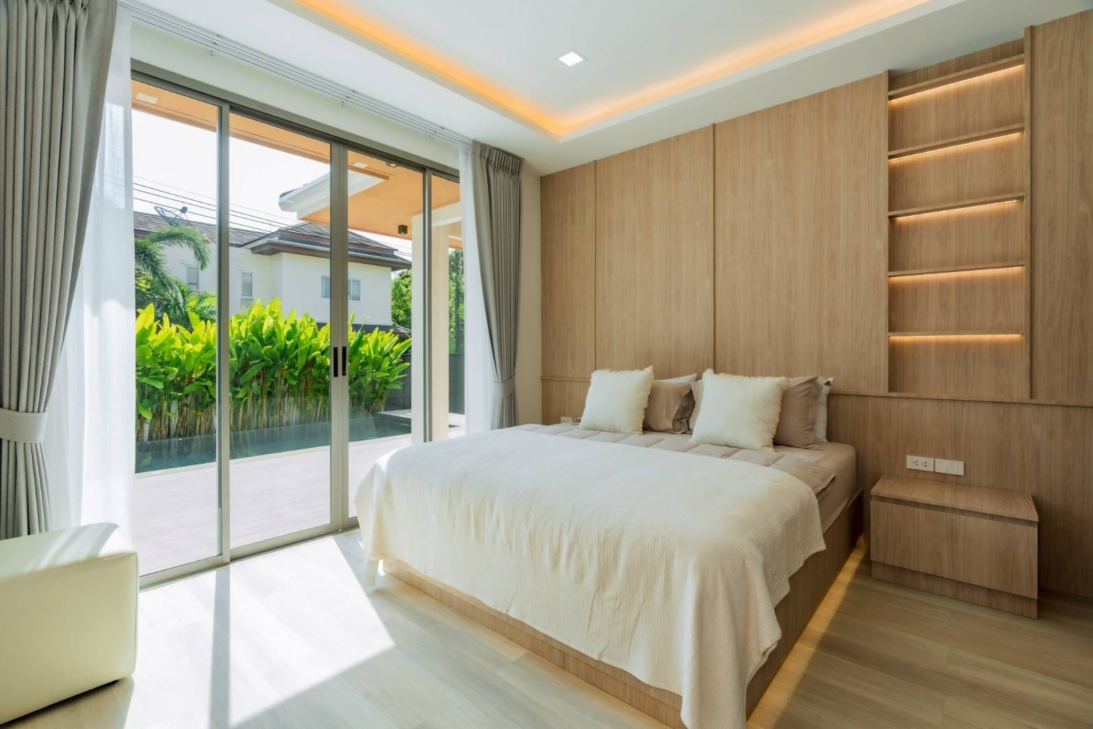 Single-Storey Private Pool Villa in Maneekram, Chalong 34