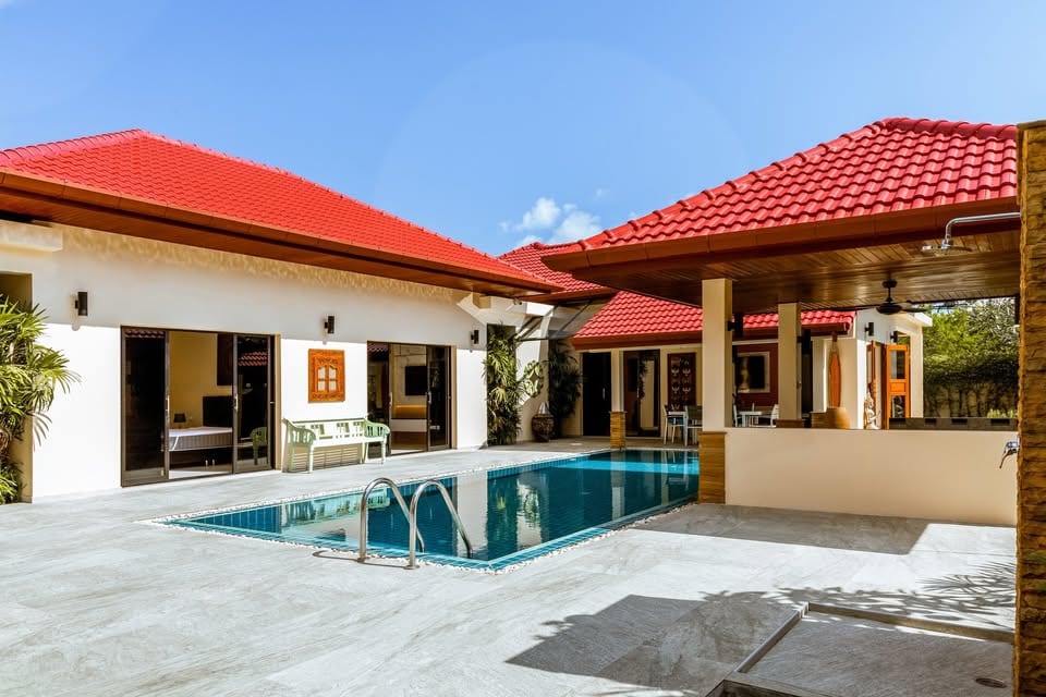 Pool Villa on a Large Plot — Chalong 4
