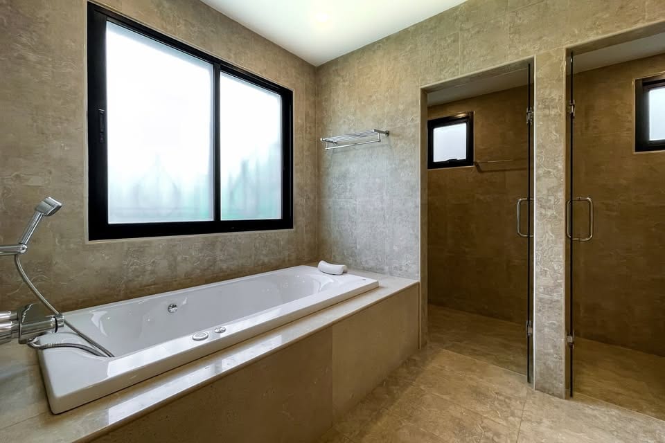 Pool Villa on a Large Plot — Chalong 7