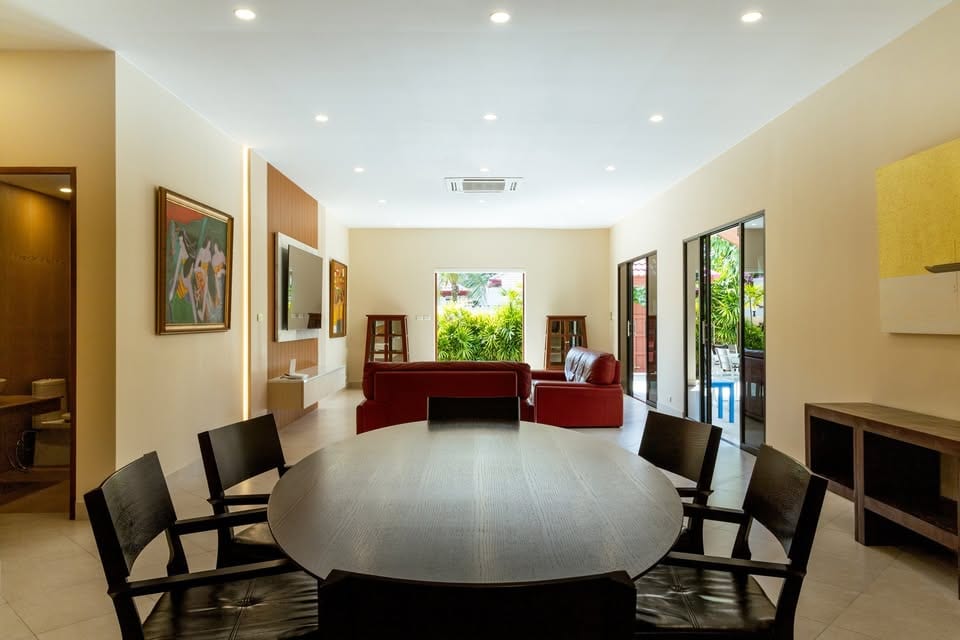 Pool Villa on a Large Plot — Chalong 8