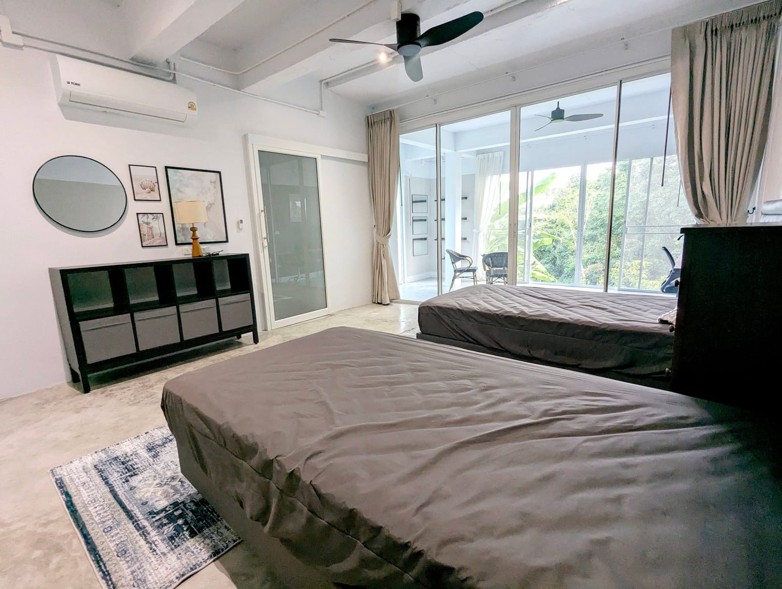 Hillside Pool Villa with Chalong Bay Views 15