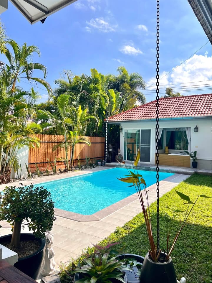 Pool Villa with Guest House — Land & Houses Park, Chalong 11