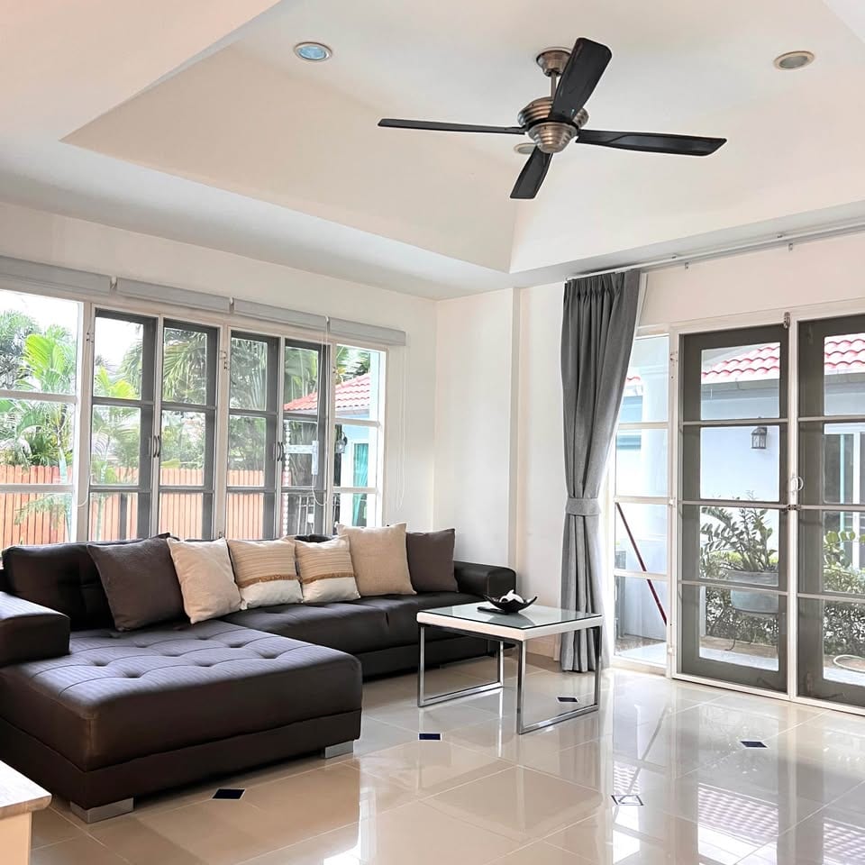 Pool Villa with Guest House — Land & Houses Park, Chalong 12