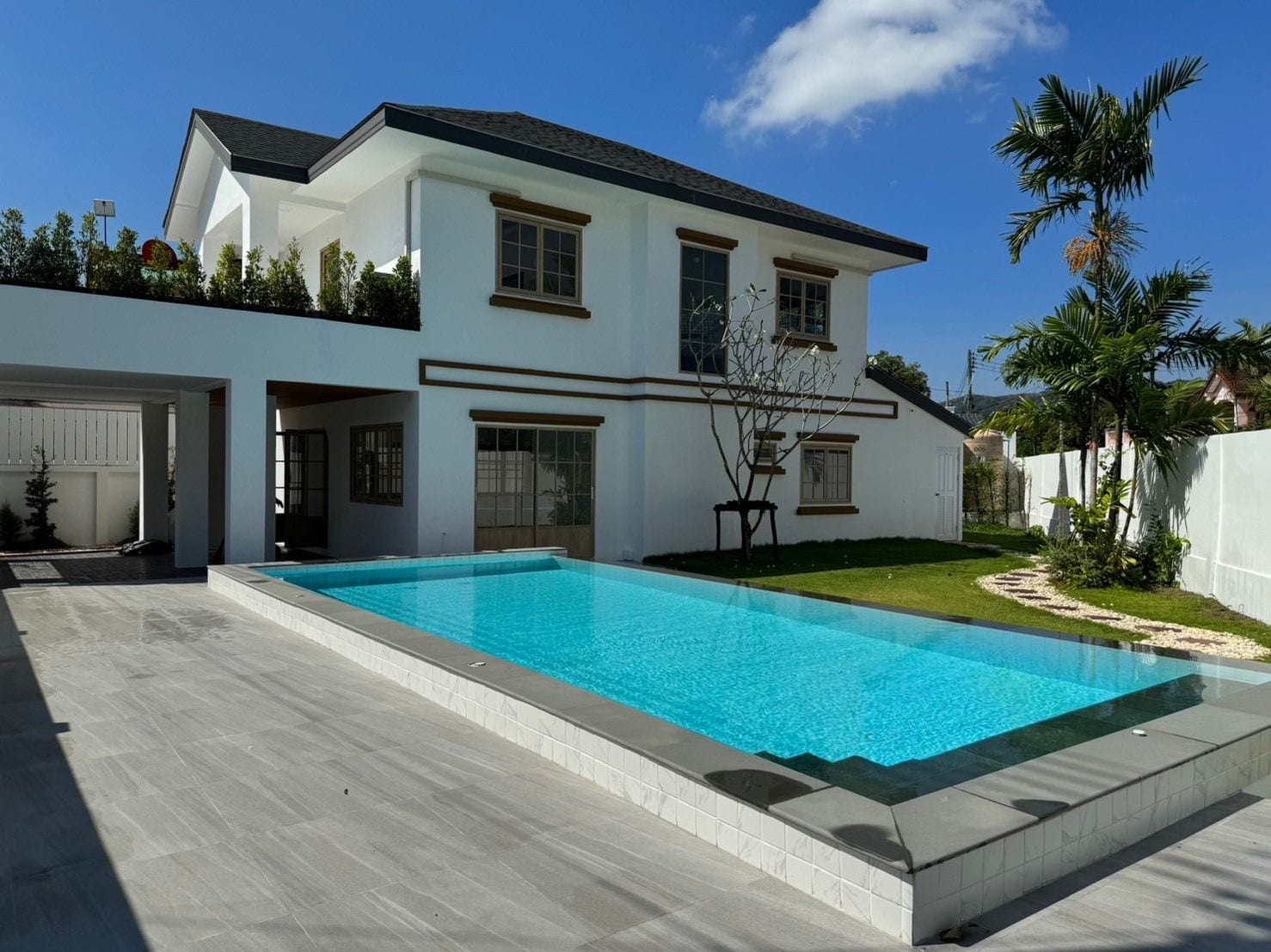 Peaceful Pool Villa near BCIS — Chalong