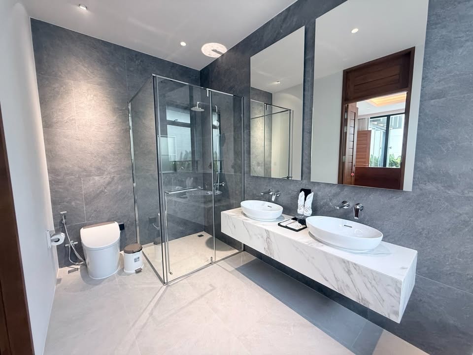 4-Bedroom Luxury Pool Villa for Rent in Chalong 16