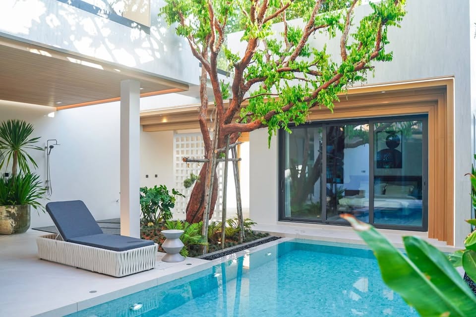 Sea-View Pool Villas, 20 m from Chalong Beach
