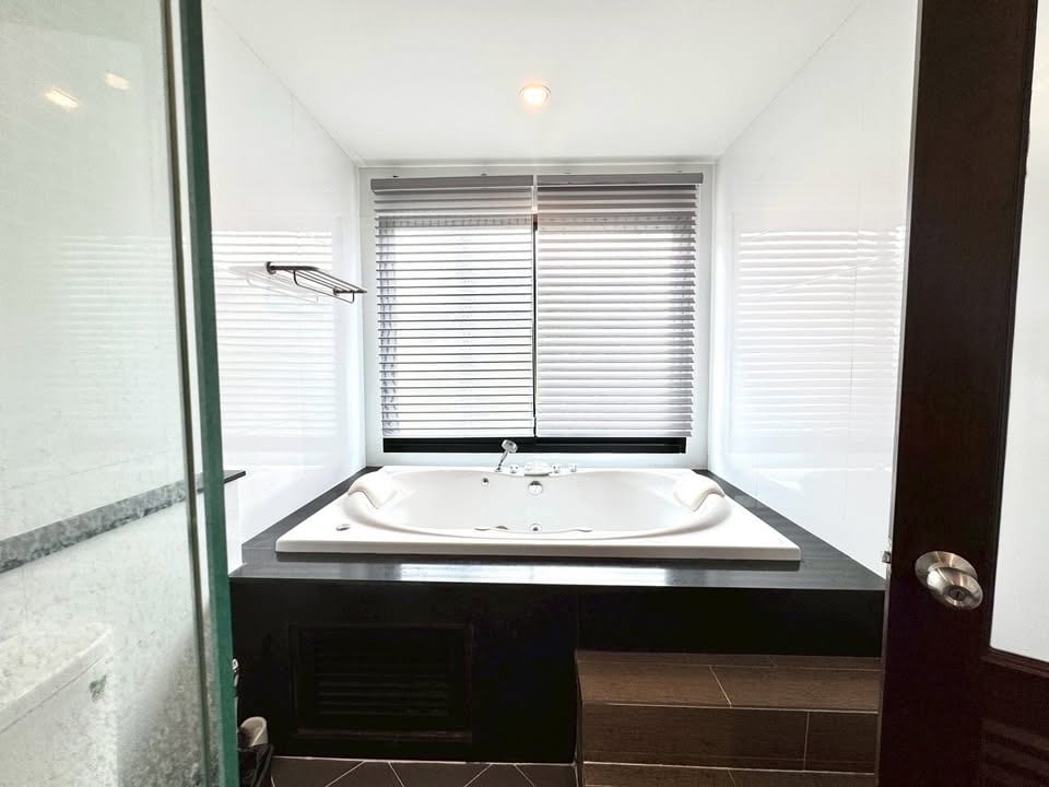 Two-Bedroom Pool Villa — Chalong (House 1) 5