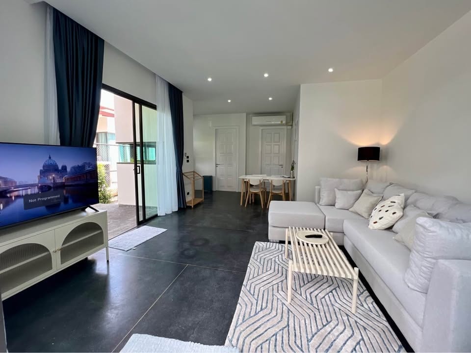Modern Pool Villa — Soi Palai, Chalong 9