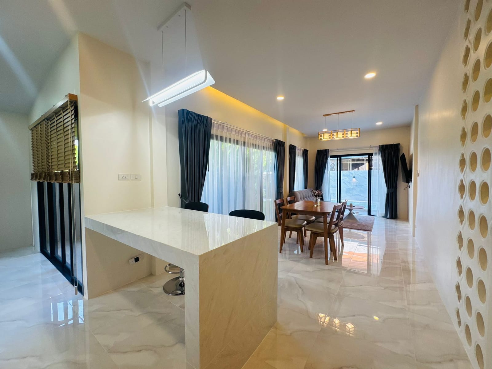 Pool Villa for Sale with Tenant - Chalong 17