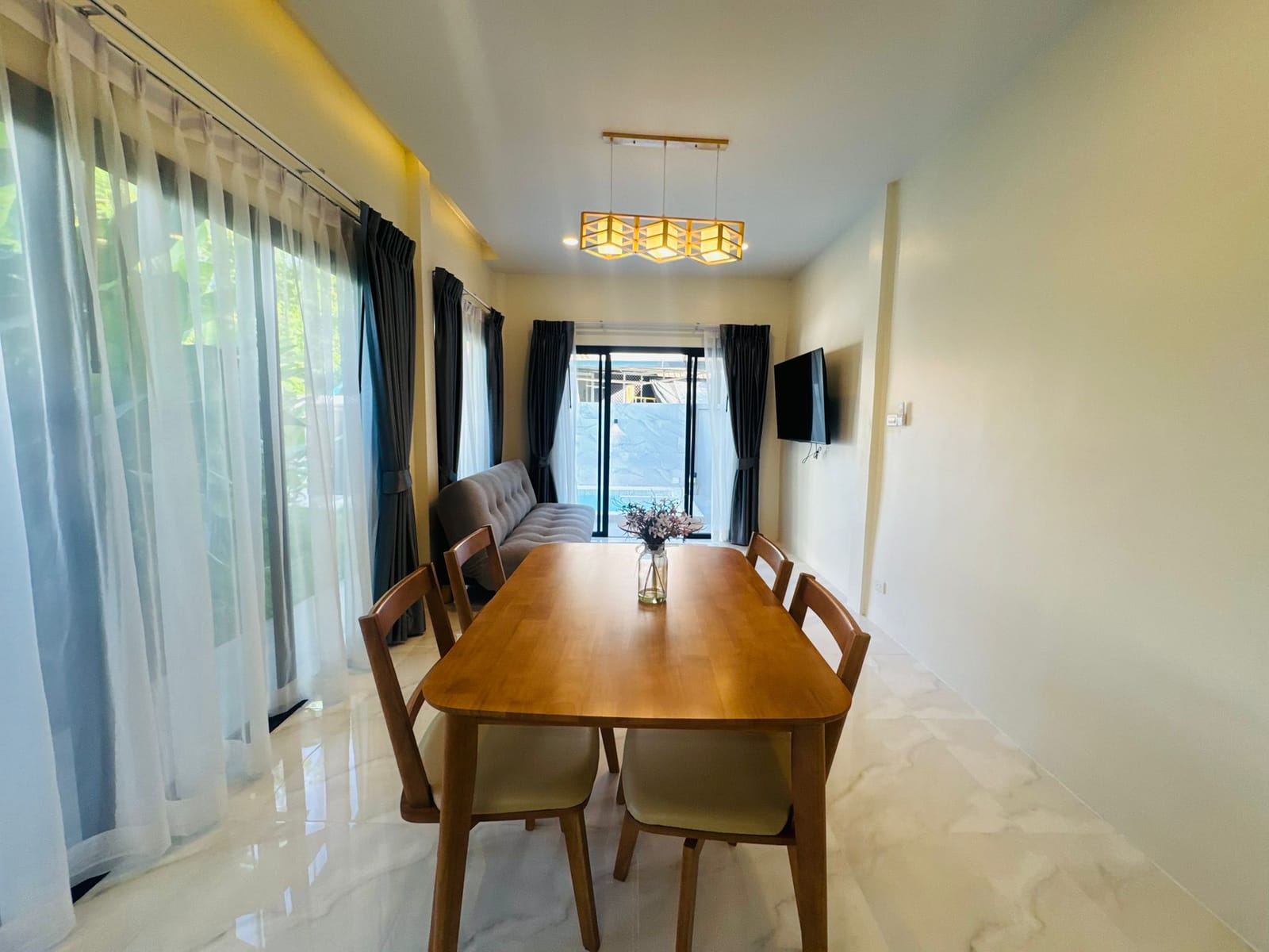 Pool Villa for Sale with Tenant - Chalong 20