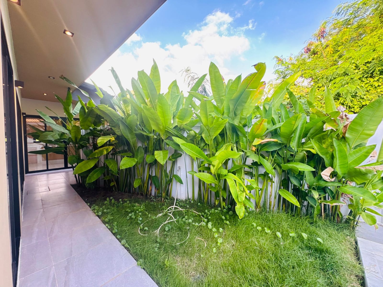 Pool Villa for Sale with Tenant - Chalong 9