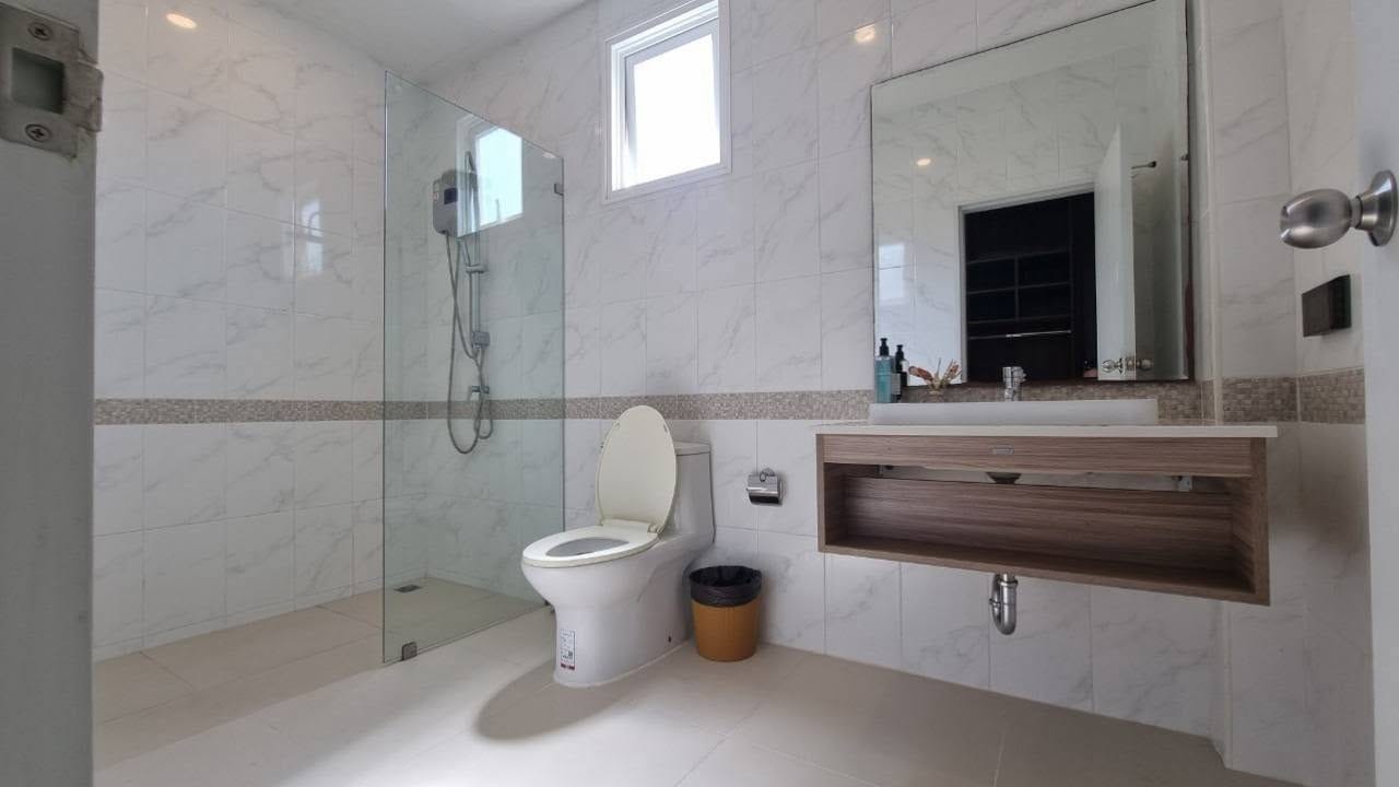 Three-Bedroom Pool Villa with Big Buddha View — Hideaway Valley, Chalong