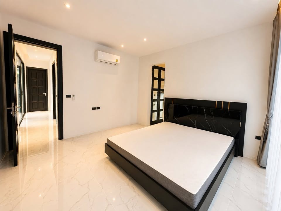 Renovated Salt-Water Pool Villa near RIS & BCIS — Chalong 11