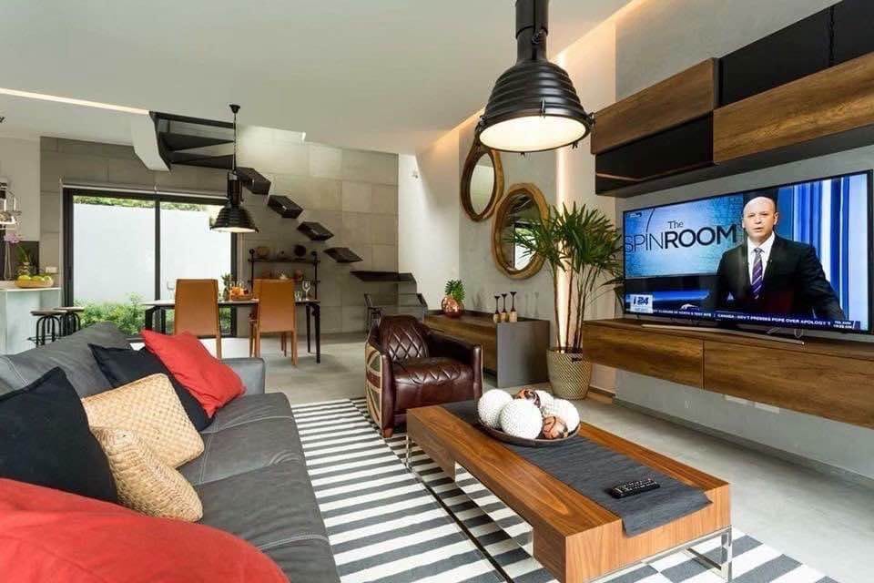 Private Pool House for Rent in Wichit 15