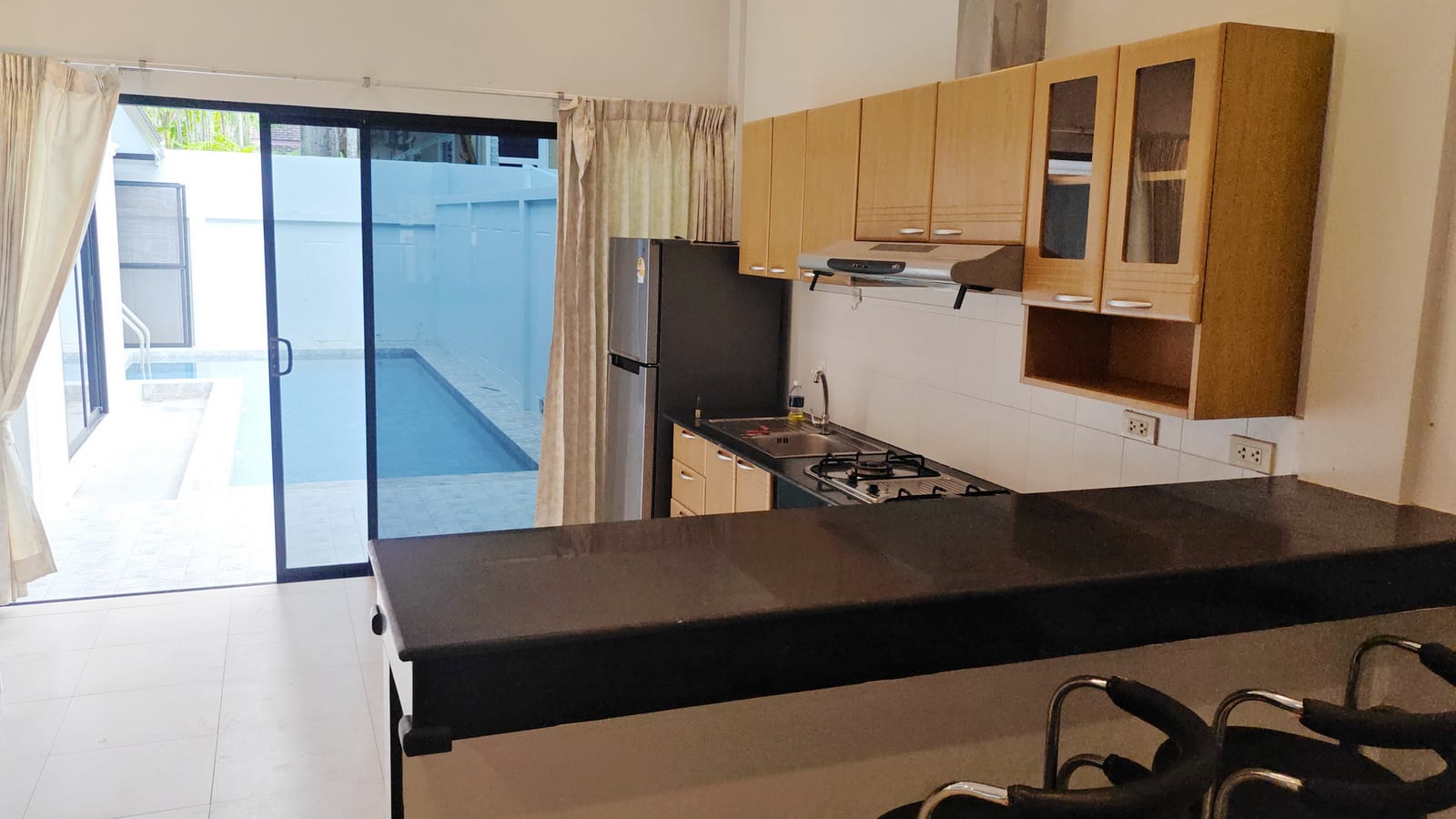 3-Bedroom Private Pool Villa, Small Pets Welcome — Chalong 33