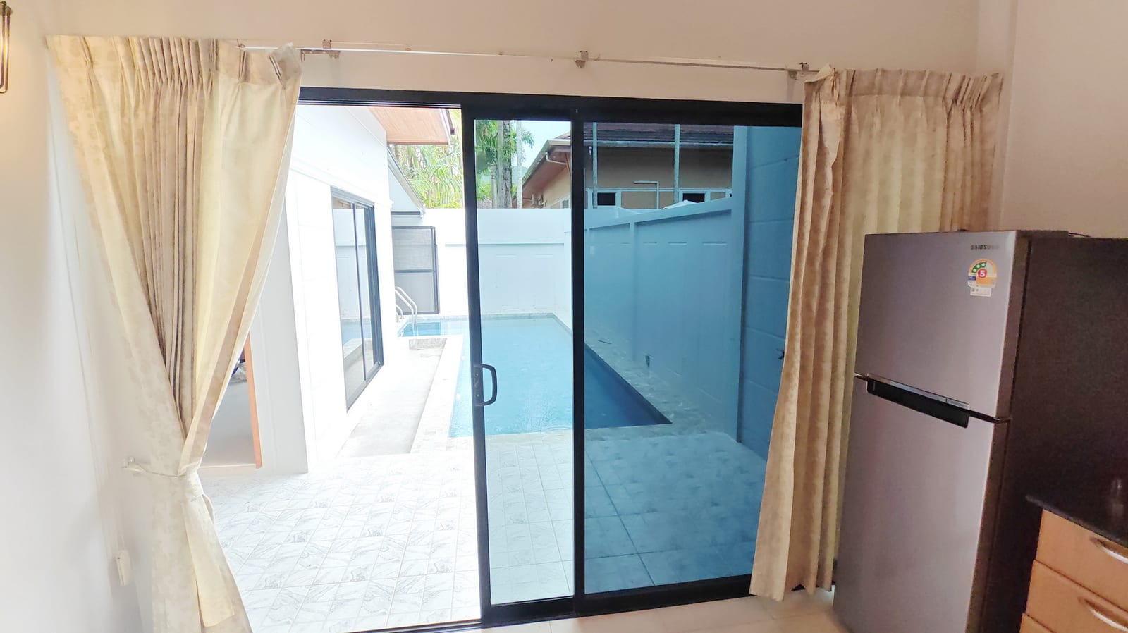 3-Bedroom Private Pool Villa, Small Pets Welcome — Chalong 36