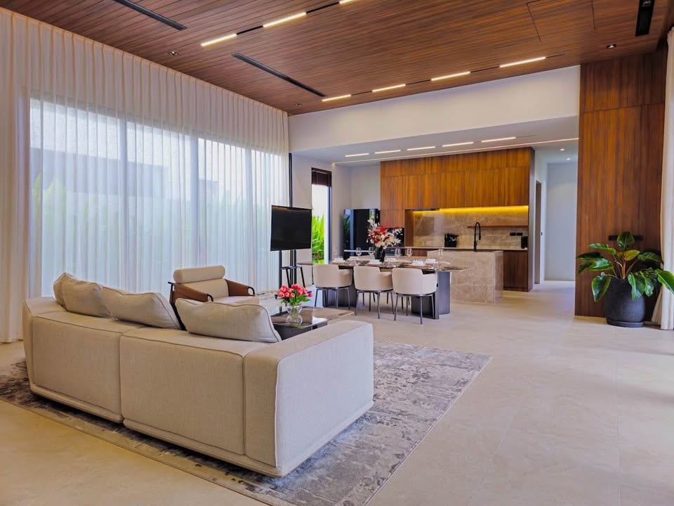 4-Bedroom Villa for Rent in Chalong, Phuket — interior view