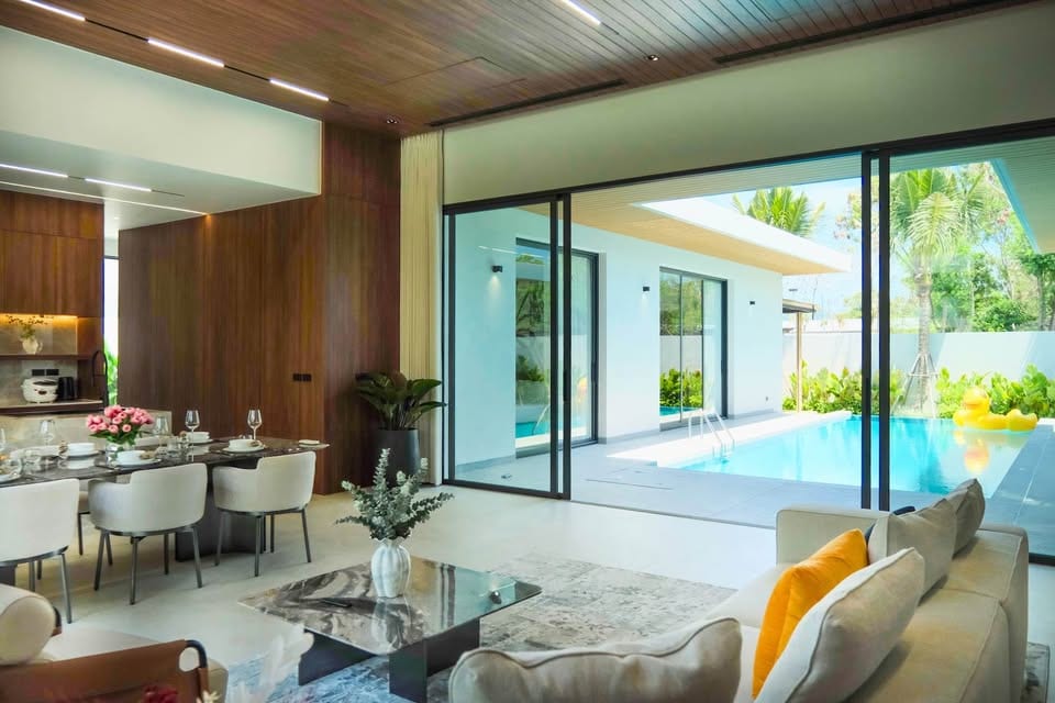 4-Bedroom Villa for Rent in Chalong, Phuket — interior view