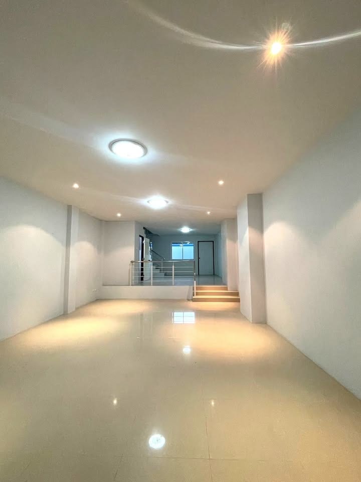 Two-Storey Shophouse for Rent — Chalong 6