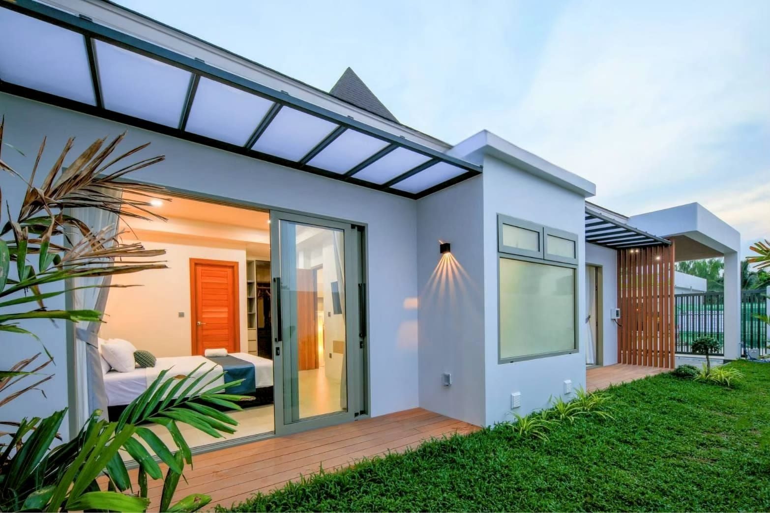 Pool Villa in Chalong
