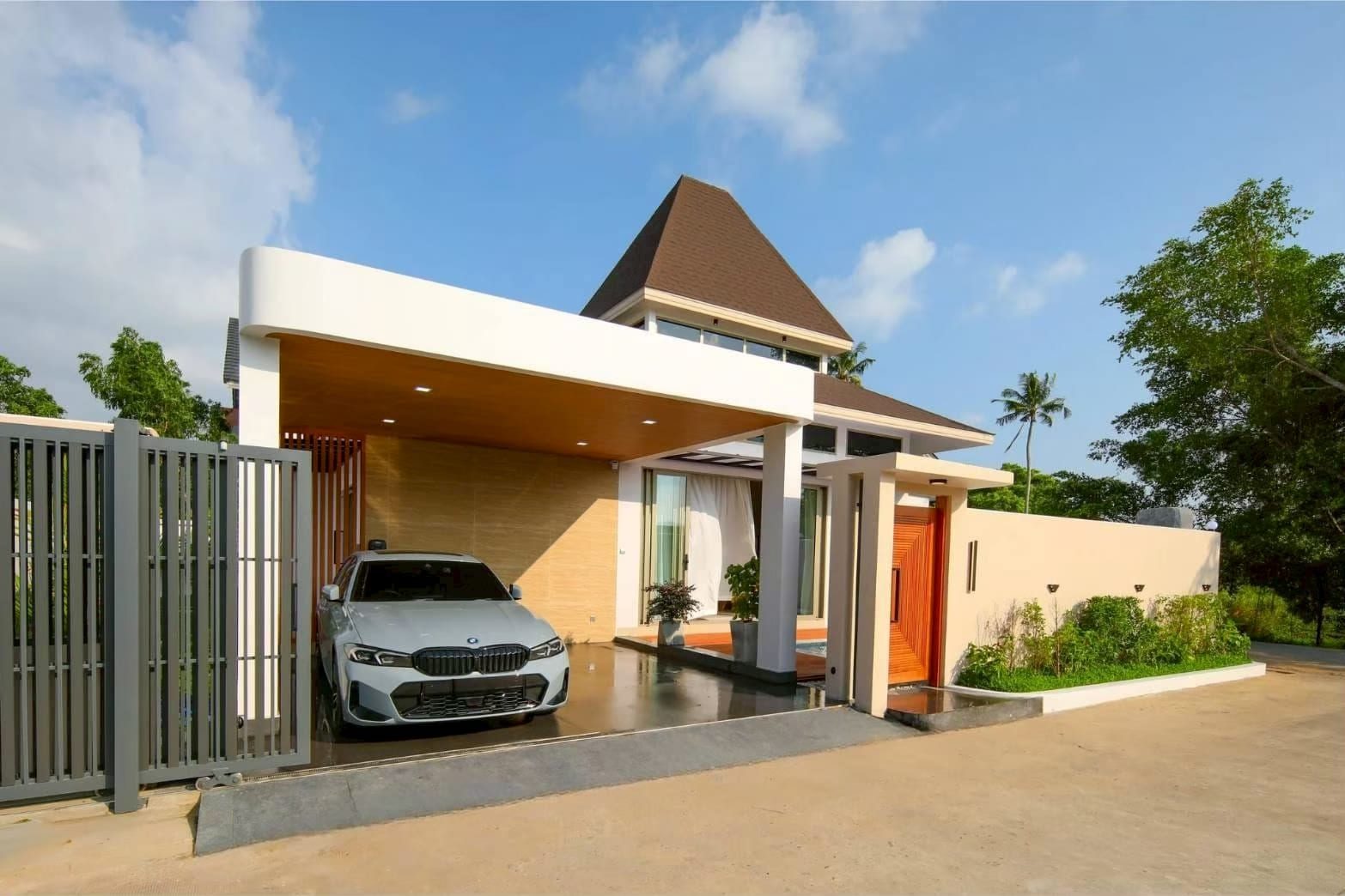 Pool Villa in Chalong