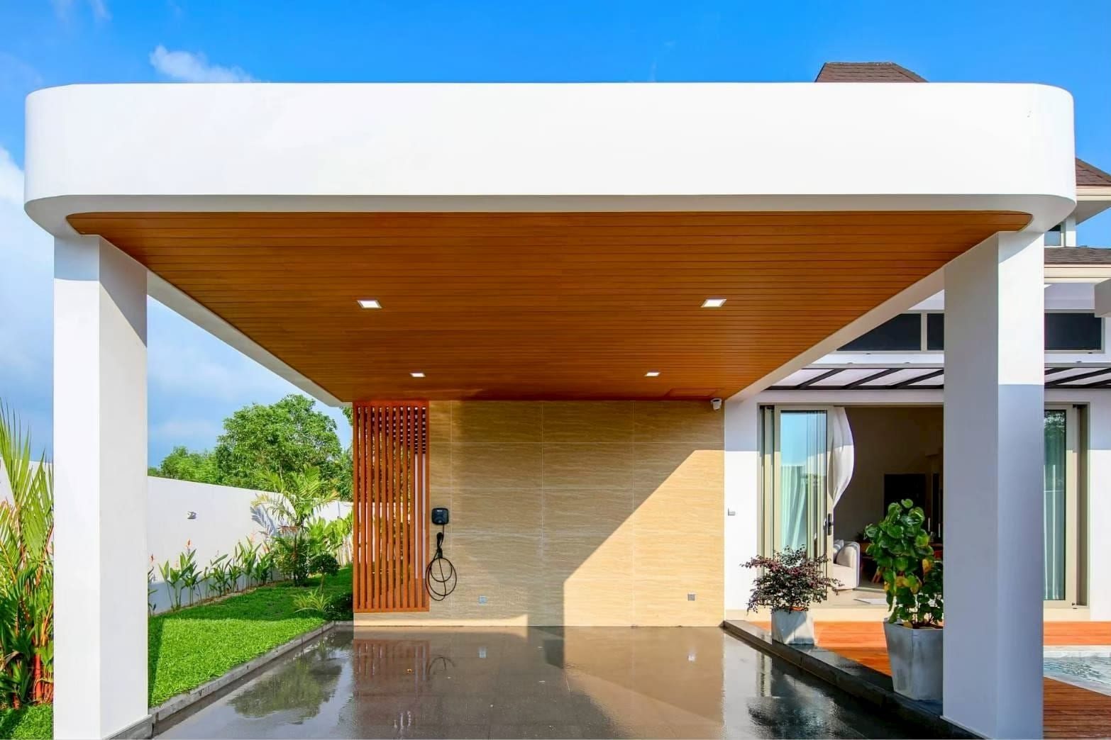 Pool Villa in Chalong