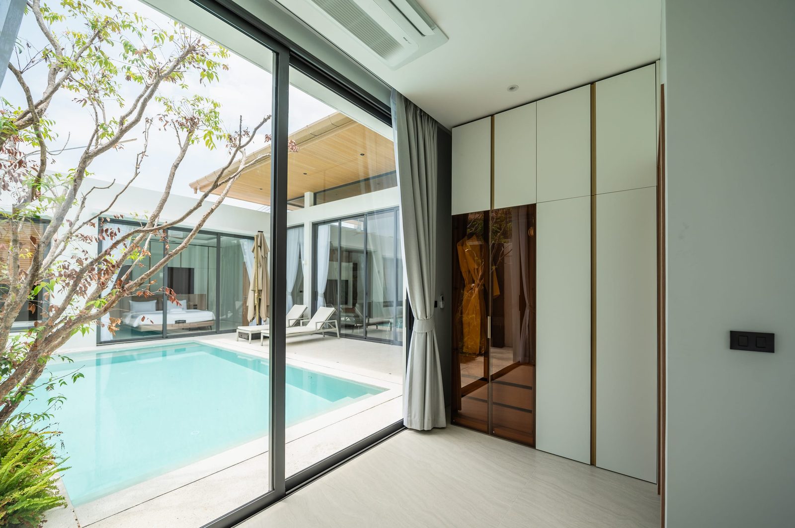 Pool Villa in Chalong